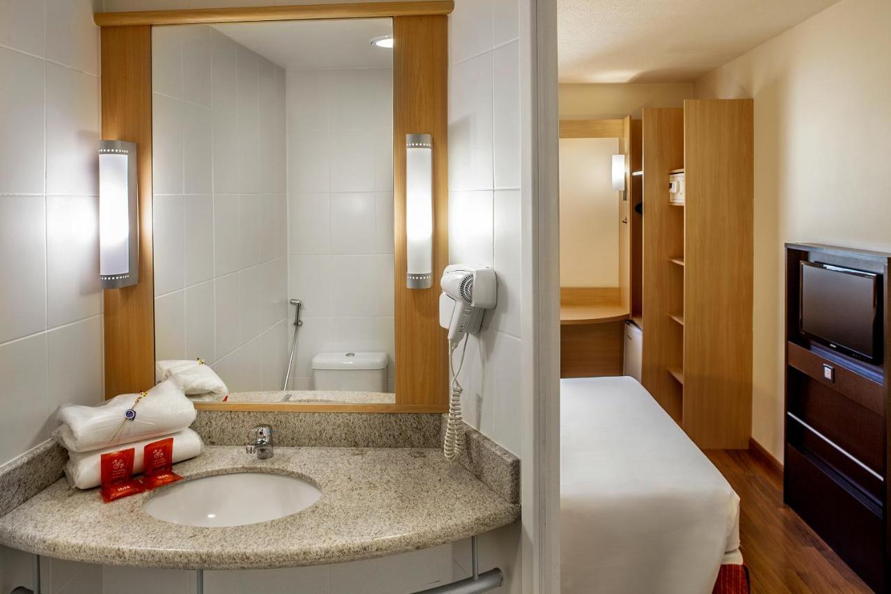 Ibis Belo Horizonte Liberdade Hotel Exterior photo